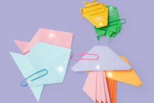 Load image into Gallery viewer, Jewelbits Science Kits: Hello, World: Circuits -  DIY Party Set (2 White Bands)